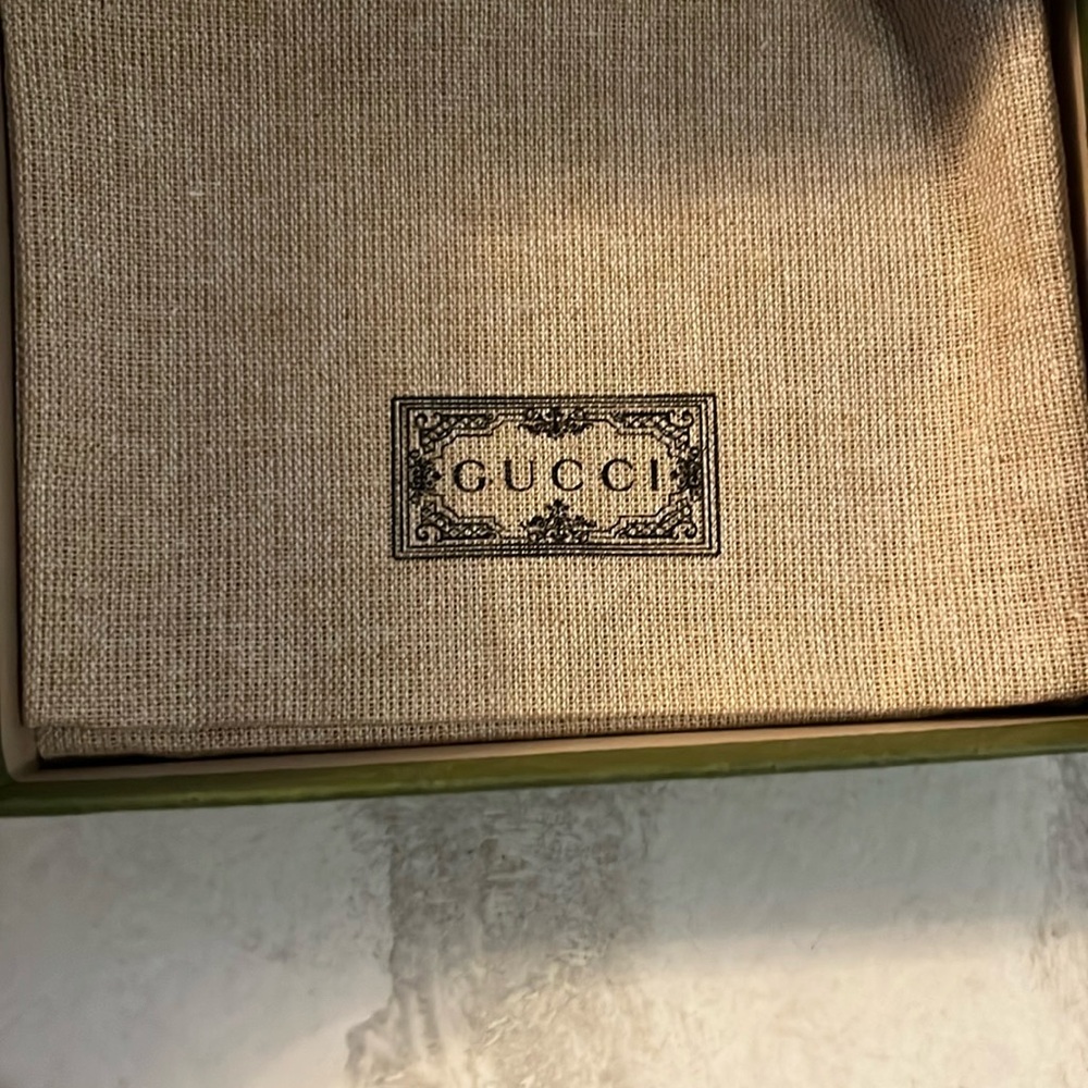 NWT Gucci Blue and Yellow Logo Keychain/Bag Charm - Picture 3 of 4